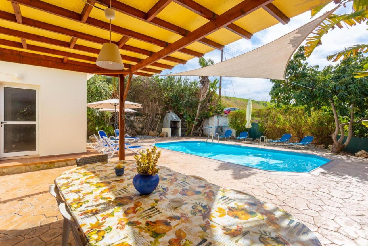 Villa Kleopatra Пафос Экстерьер фото